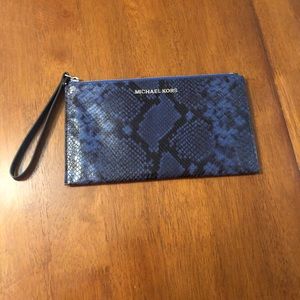 Michael Kors wristlet